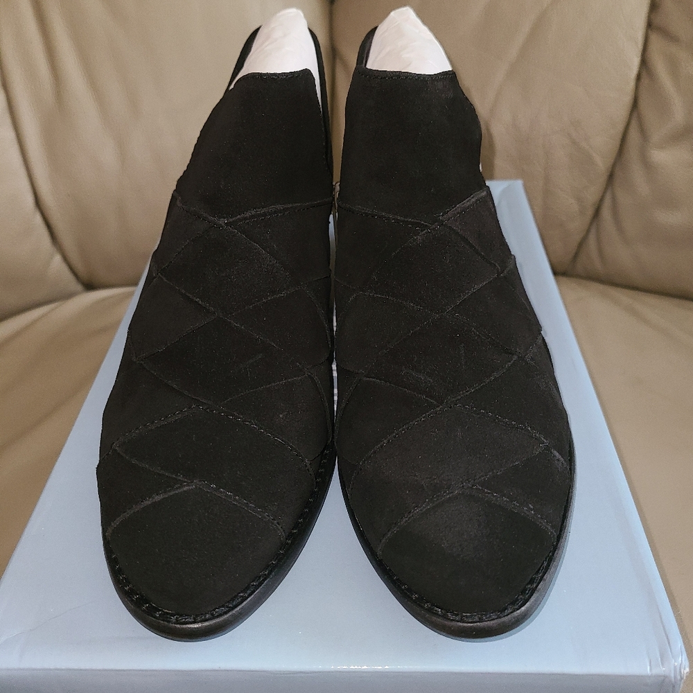 Seychelles Deep Sea Bootie Size 7.5